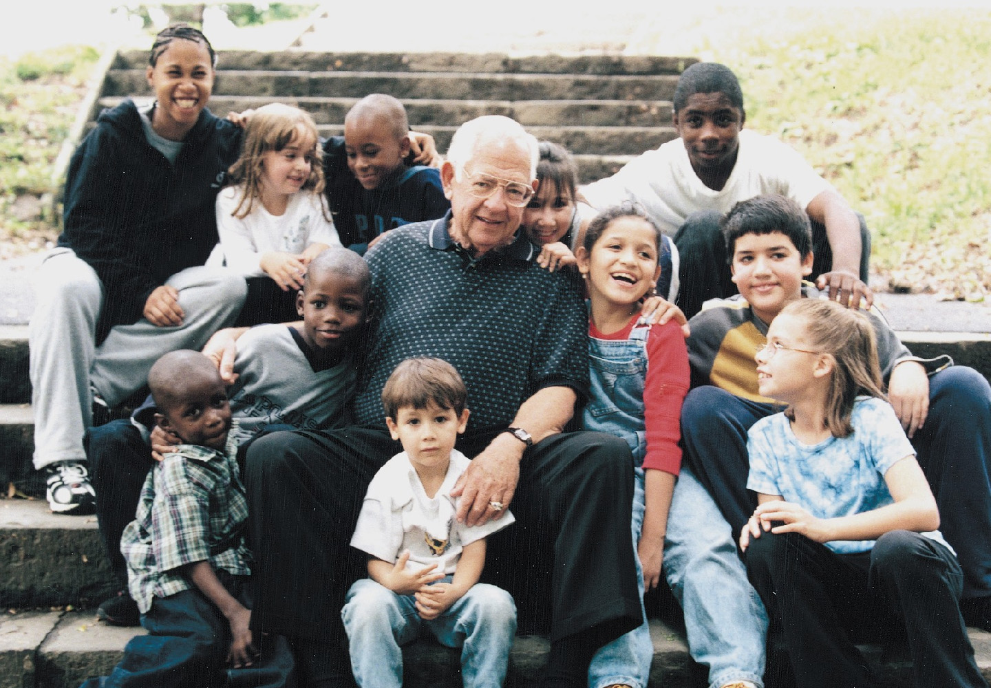 Un campeón para los niños en hogares de acogida