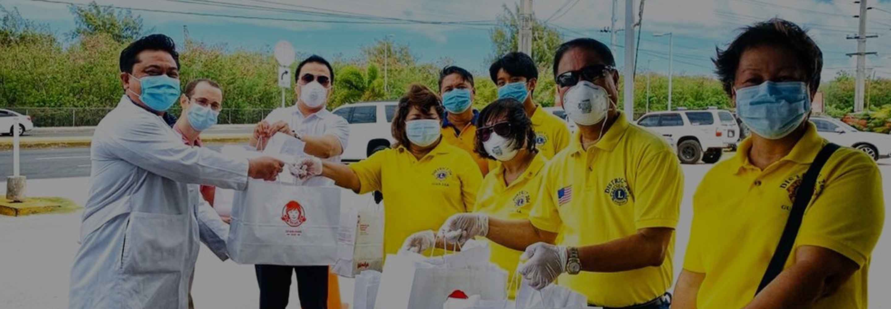 Wendy's team members providing food to the community