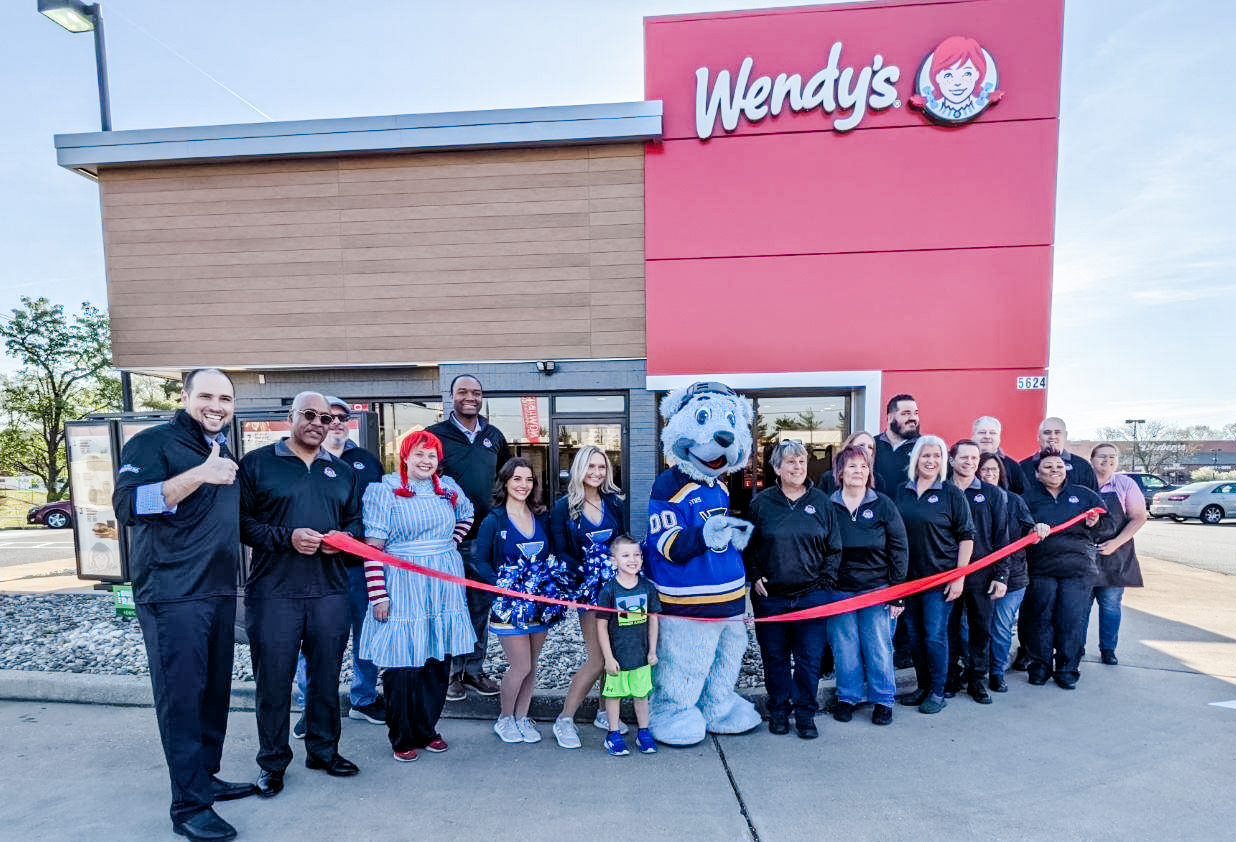 Wendy's Team cuts the ribbon on new Wendy's Restaurant