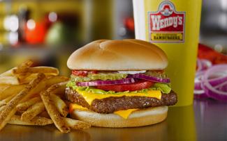 Dave’s Hot ‘N Juicy® Cheeseburgers 