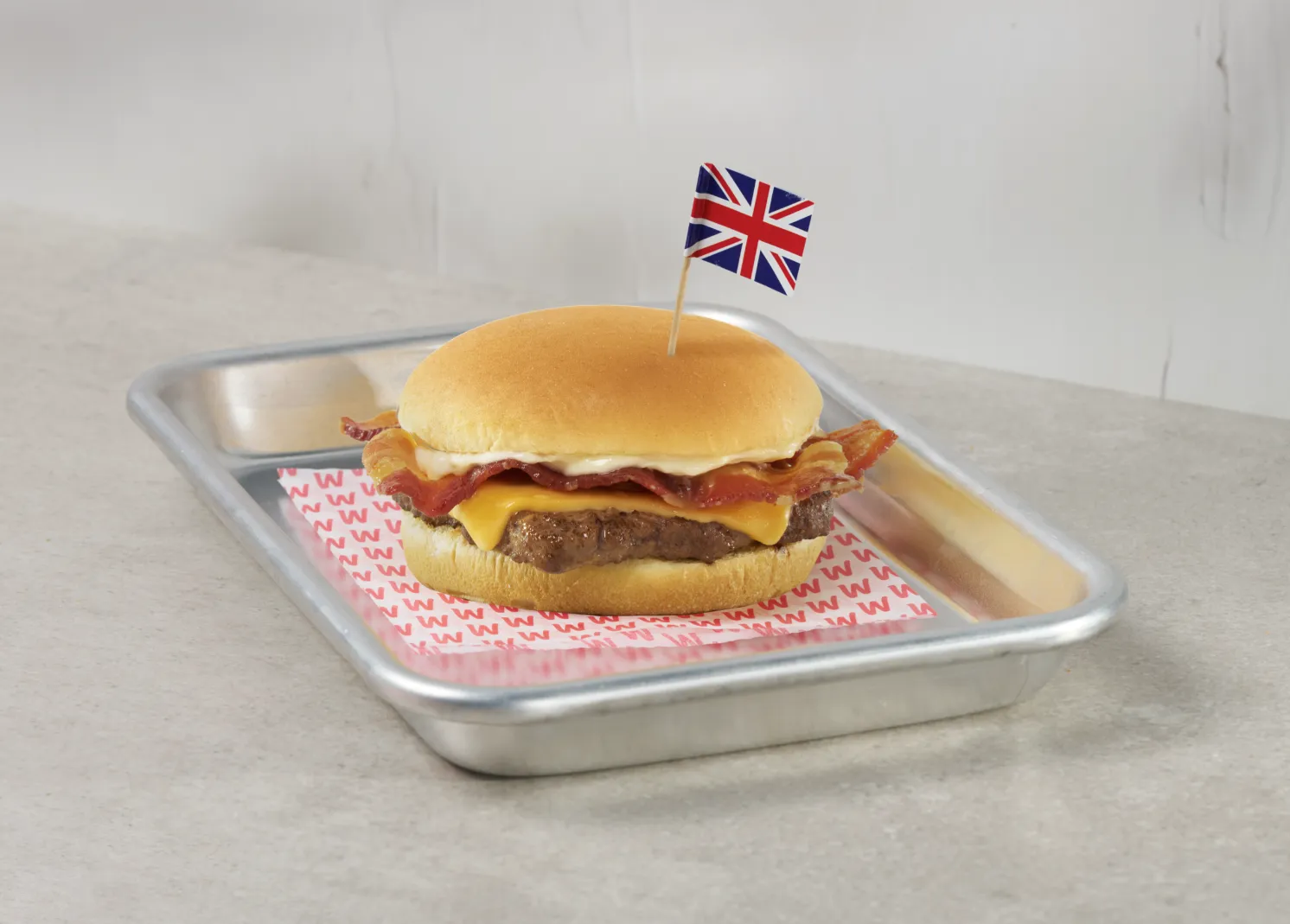 United Kingdom: Jr. Bacon Cheeseburger