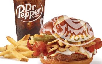 Pretzel Bacon Pub Cheeseburger Combo